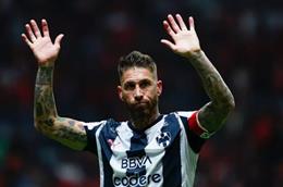 Sergio Ramos chuẩn bị cập bến 1 đội bóng Ngoại hạng Anh