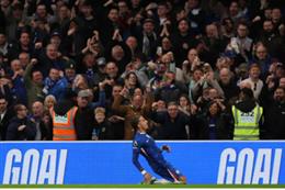 Alan Shearer và Enzo Maresca đưa Malo Gusto lên mây