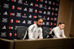 Đăng bài trên MXH, 2 sao trẻ MU bị Ruben Amorim chi trích