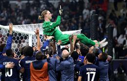 Thủ môn PSG rạn xương tay sau màn cản penalty xuất sắc