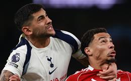 Có oan không khi gọi Romero và hậu vệ bốn chân?