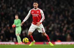 William Saliba được khen ngợi sau khi Arsenal vào bán kết cúp Liên đoàn Anh