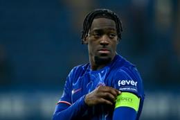 Chelsea không thể thanh lý Axel Disasi vì quy định của FIFA