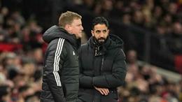 Eddie Howe cảnh báo Newcastle không được chủ quan trước MU