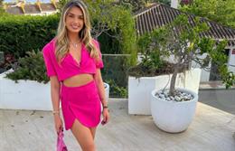 Bạn gái Jack Grealish là nàng WAGs đi du lịch nhiều nhất