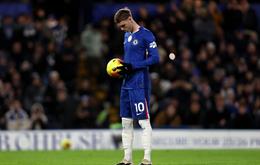 Liam Rosenior nói gì về tin đồn Cole Palmer chuyển tới MU