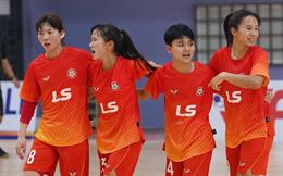 Thùy Trang cùng CLB nữ TP HCM thua sốc 11 bàn