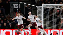 Declan Rice lần đầu tiên làm được điều này ở Ngoại hạng Anh?