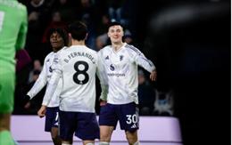 Benjamin Sesko không đủ giỏi để chơi cho MU