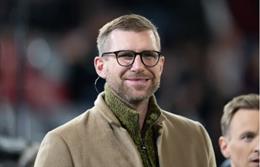 Per Mertesacker xác nhận rời Arsenal