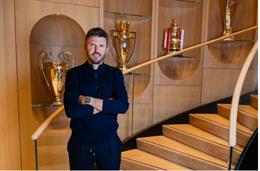 Michael Carrick trở lại MU trong vai trò HLV tạm quyền