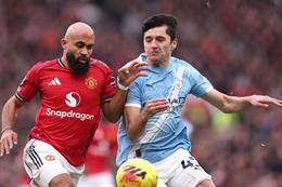 Ngày buồn kép của Khusanov tại derby Manchester và... U23 châu Á