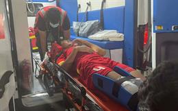 Bố mẹ Hiểu Minh bỏ dở trận bán kết của U23 Việt Nam