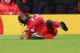Liverpool thêm tổn thất khi Frimpong tái phát chấn thương gân khoeo