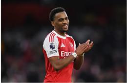 Huyền thoại bóng đá Hà Lan đưa Jurrien Timber lên mây