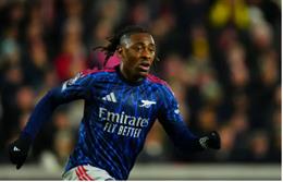 Jermain Defoe nhận định về Eberechi Eze