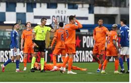 Cesc Fabregas chỉ trích Alvaro Morata sau trận thua Fiorentina