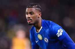 MU nên chiêu mộ Jorrel Hato của Chelsea