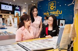 Bảng giá tròng kính chính hãng tại đại lý uỷ quyền Kính Hải Triều