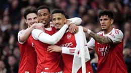 Ian Wright lo ngại Arsenal bộc lộ sự run rẩy ở giai đoạn quyết định