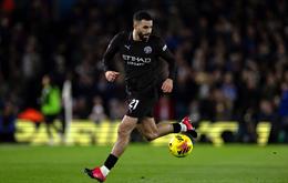 Hậu vệ Man City sẵn sàng đua tranh với Arsenal tới vòng cuối cùng