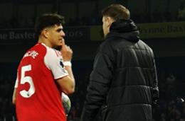 Piero Hincapie chế nhạo HLV của Brighton