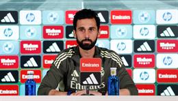 Alvaro Arbeloa sẵn lòng đón nhận áp lực của ghế HLV Real Madrid