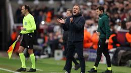 Flick yêu cầu Barcelona đá tốt hơn ở trận lượt về trước Newcastle