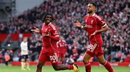 Premier league đang trở nên chán ngắt, cứu cánh cho nó chính là...hệ thống 3 trung vệ