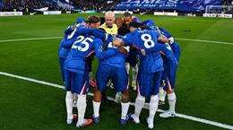 Rosenior lên tiếng về khả năng bỏ màn họp đội trước trận gặp PSG