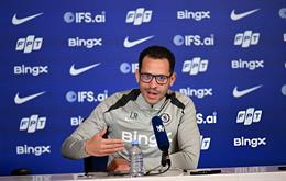 Liam Rosenior lên tiếng về kế hoạch mua sắm của Chelsea