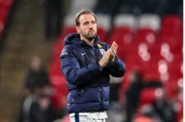 Vì sao Harry Kane vắng mặt trước Nhật Bản?