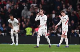 Cole Palmer bị chỉ trích dữ dội