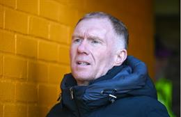 Paul Scholes sẽ đẩy đi 8 cầu thủ của MU