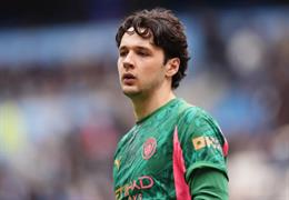 Tottenham hỏi mua thủ môn của Man City