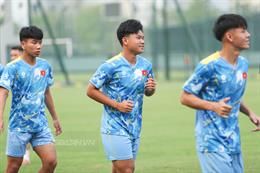 Quang Khôi, Đình Phong hứng khởi trước ngày sang Indonesia