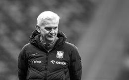 Cựu HLV Champions League đột ngột qua đời khi đang chạy bộ