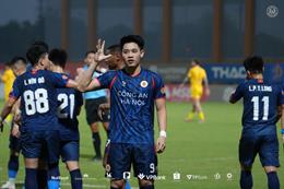 Đình Bắc ghi bàn trận thứ hai liên tiếp cho CAHN FC