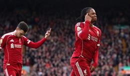 HLV Arne Slot ấn tượng với chân sút 17 tuổi sau chiến thắng của Liverpool