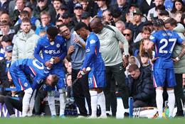 HLV Liam Rosenior lên tiếng sau thất bại bẽ mặt trước Man City