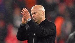 HLV Slot lên tiếng về quyết định hủy phạt đền của VAR với Liverpool