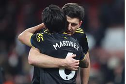 2 sơ đồ có thể được Carrick sử dụng trước Chelsea