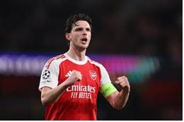 Declan Rice bày tỏ lòng biết ơn với West Ham trước đối đầu
