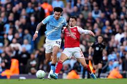 Nico O'Reilly vs Arsenal: Một màn trình diễn khiến Pháo thủ thất điên bát đảo