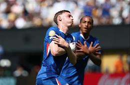 Vì sao Cole Palmer và Joao Pedro vắng mặt trước Brighton?