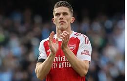 Viktor Gyokeres nên ngồi dự bị trước Newcastle