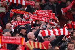 CĐV Liverpool phản ứng dữ dội vì kế hoạch tăng giá vé