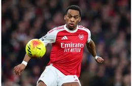 Mikel Arteta cập nhật tình hình chấn thương của Jurrien Timber 