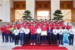 Thủ tướng Chính phủ gặp mặt, chúc mừng U17 Việt Nam