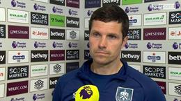 Burnley gây bất ngờ khi bổ nhiệm Michael Jackson làm HLV tạm quyền